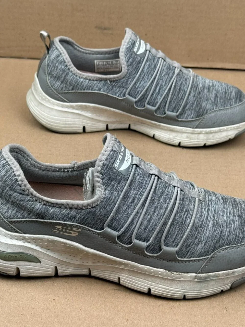 Women's Skechers Arch Fit Slip On Gray Sneakers Shoes Size 8